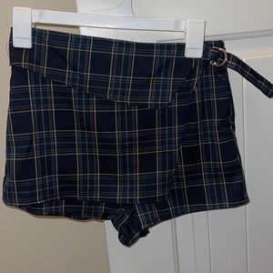 closet clean out! no longer fit, , great condition , clean home Sizes 0-2/S